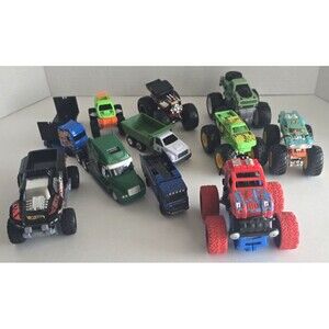 Mixed Lot Of 11 Diecast Trucks Assorted Toy Vehicles 2lb Bag
